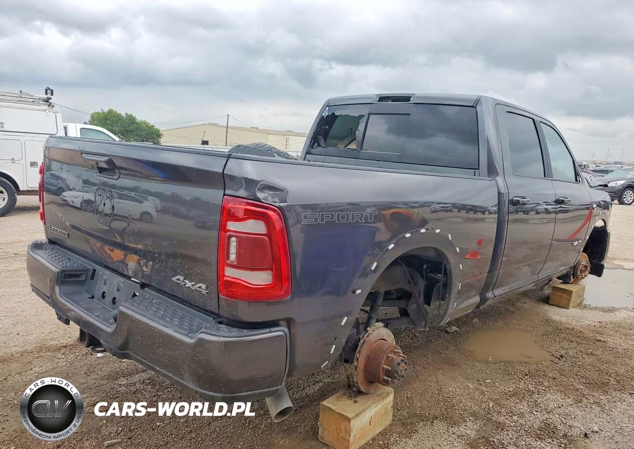 2022 Ram 2500 Laramie VIN:3C6UR5FL3NG327900 - 3