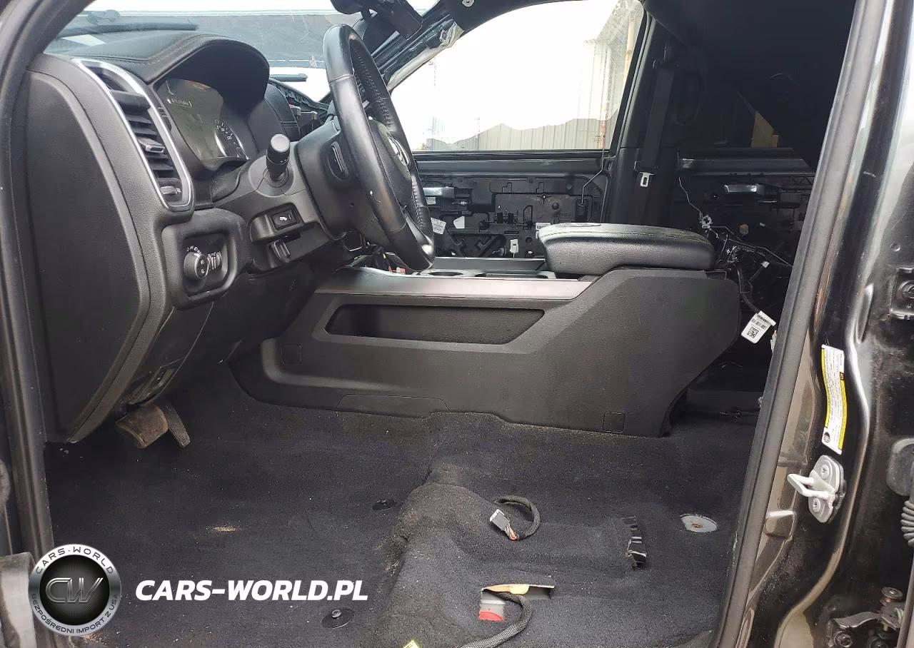 2022 Ram 2500 Laramie VIN:3C6UR5FL3NG327900 - 7