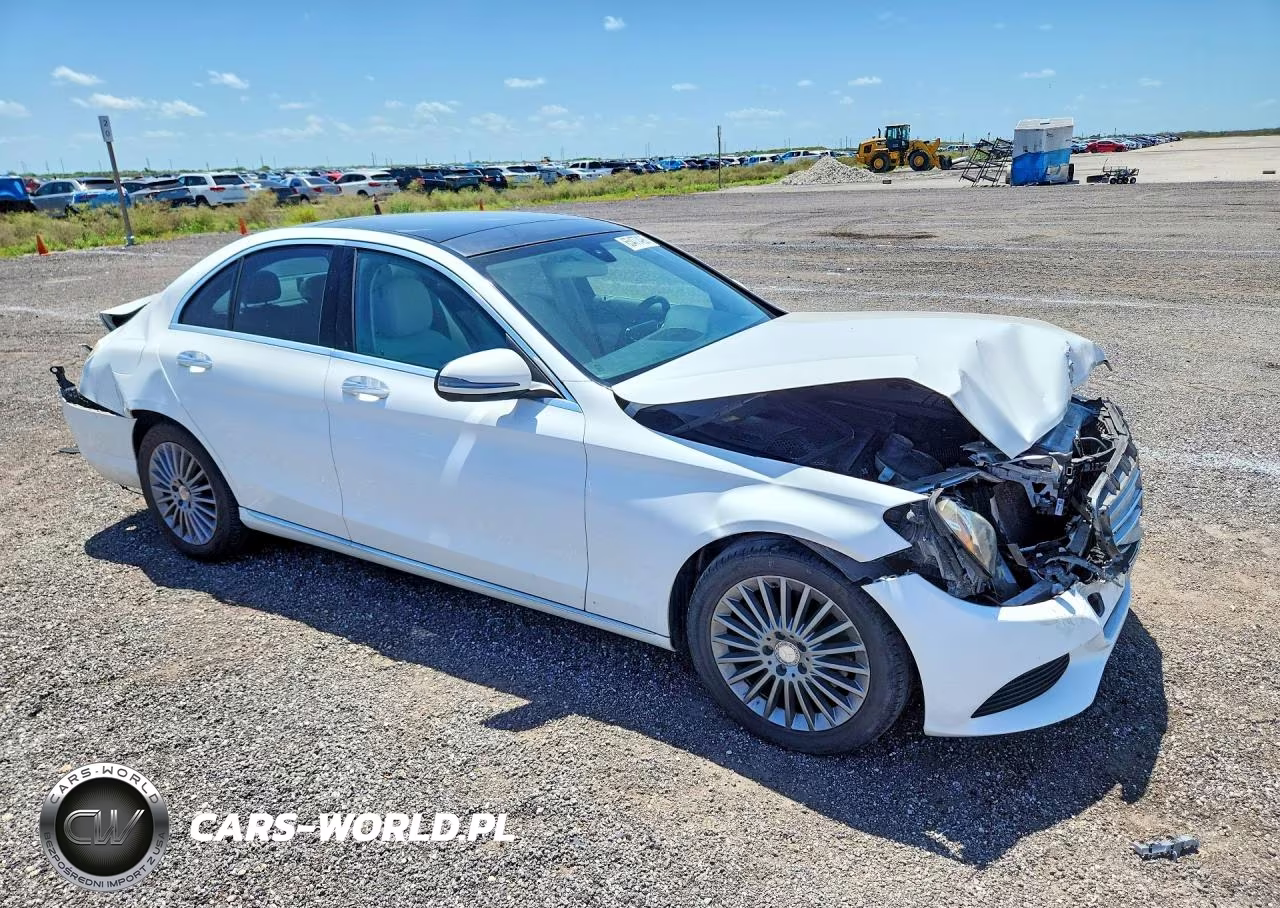 2016 Mercedes-Benz C 300 4Matic VIN:55SWF4KB0GU098259 - 4