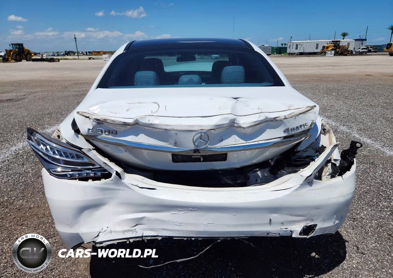 2016 Mercedes-Benz C 300 4Matic VIN:55SWF4KB0GU098259 - 6