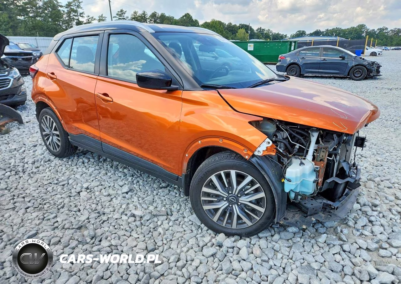 2023 Nissan Kicks Sv VIN:3N1CP5CV4PL548130 - 4