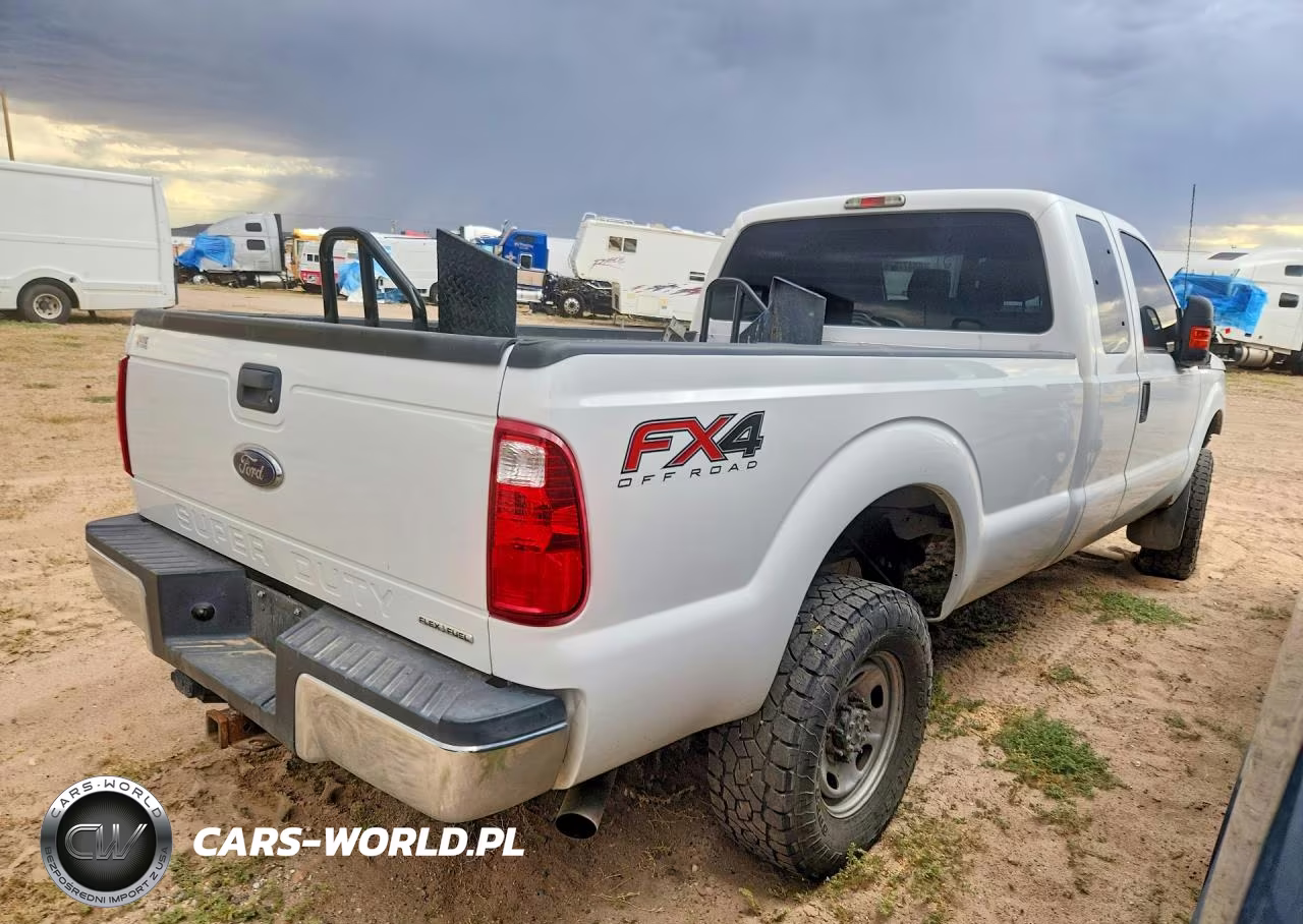 2014 Ford F350 Super Duty VIN:1FT8X3B63EEB12562 - 3