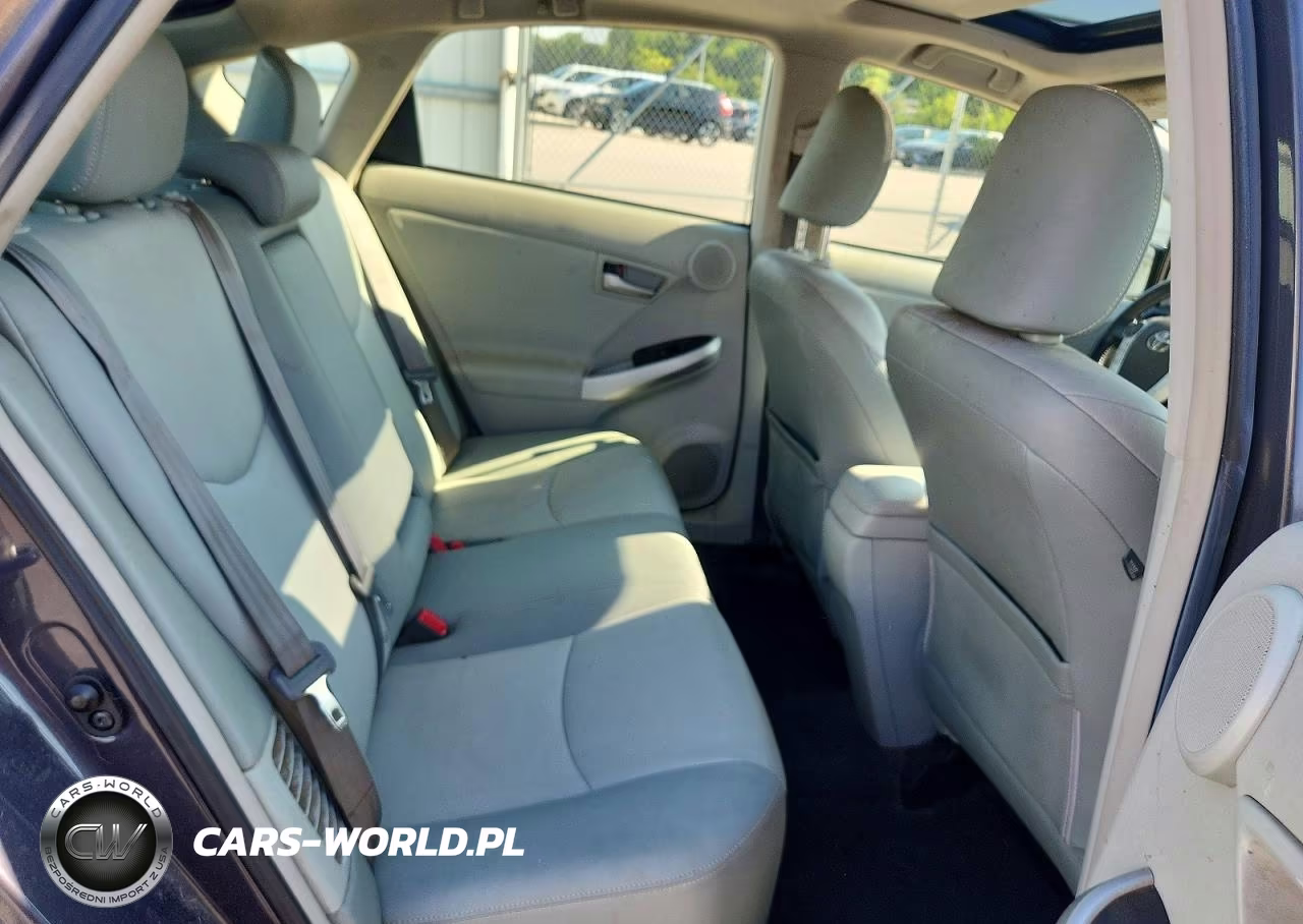 2012 Toyota Prius Four VIN:JTDKN3DU3C1529109 - 10