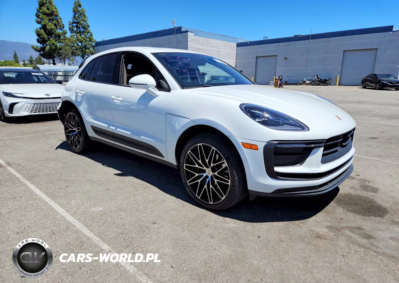 2023 Porsche Macan Base VIN:WP1AA2A53PLB16954 - 4