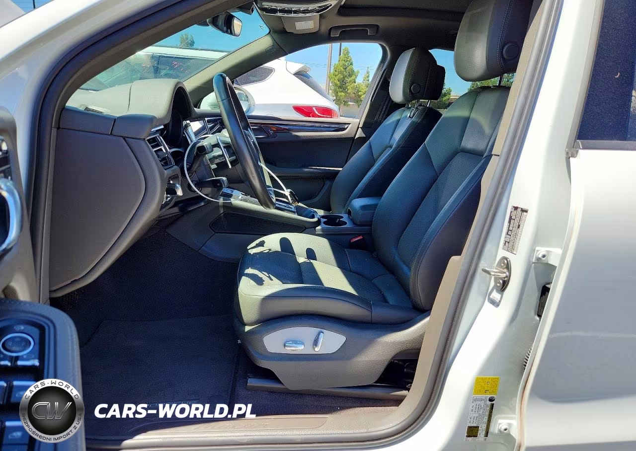 2023 Porsche Macan Base VIN:WP1AA2A53PLB16954 - 7