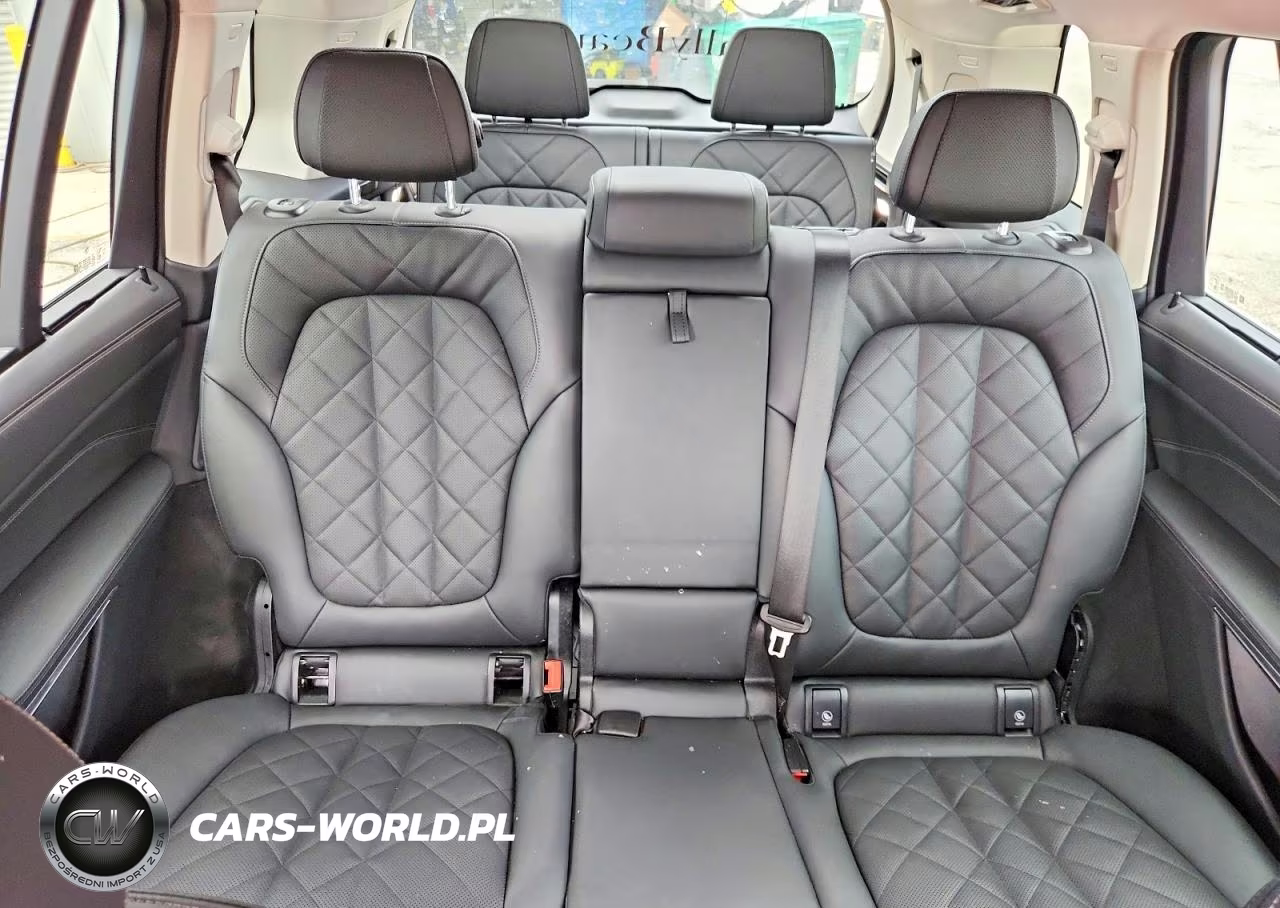2025 BMW X7 xDrive40I VIN:5UX23EM07S9Y16546 - 10