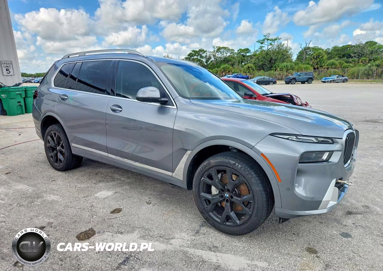 2025 BMW X7 xDrive40I VIN:5UX23EM07S9Y16546 - 4