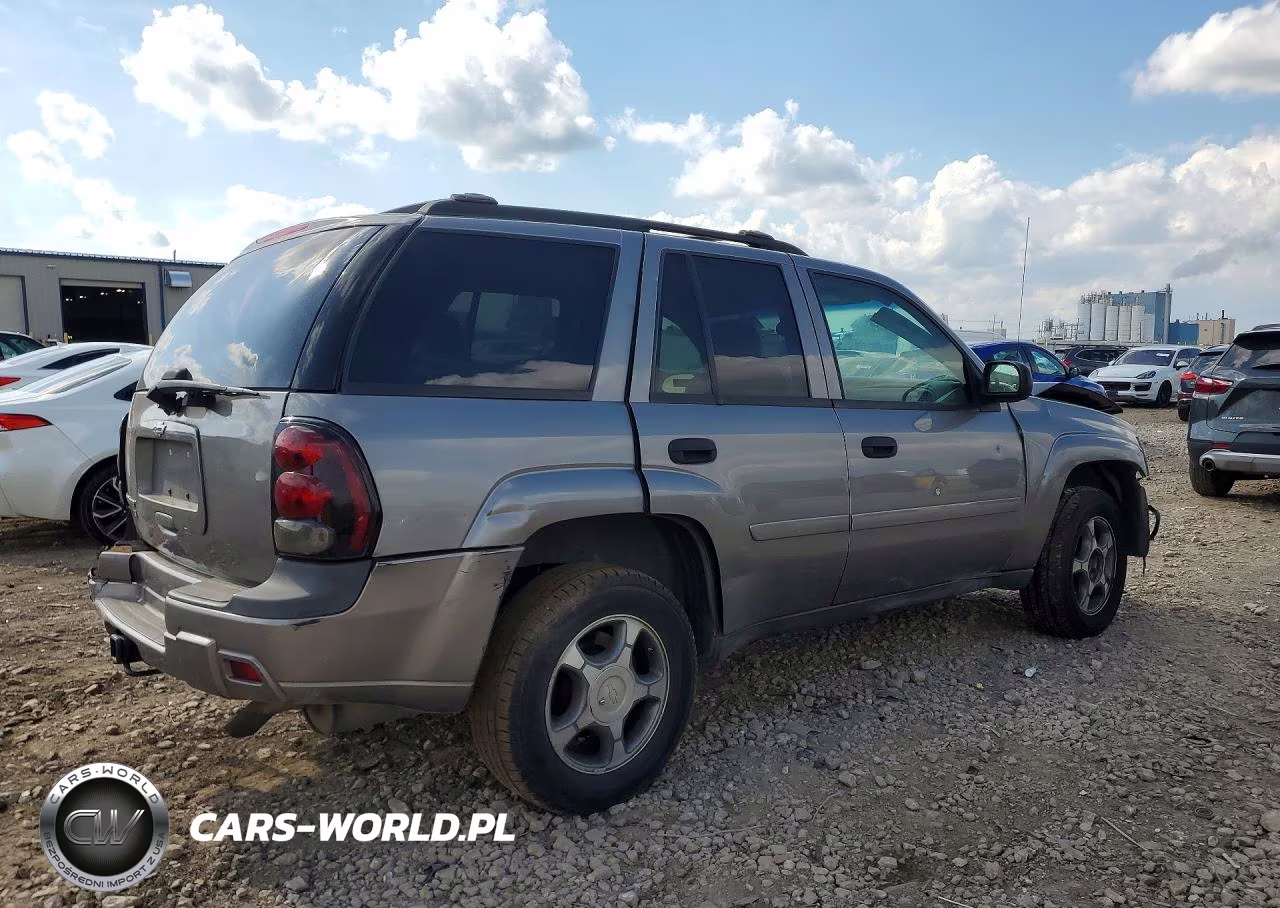 2007 Chevrolet Trailblazer Ls VIN:1GNDS13S772211510 - 3
