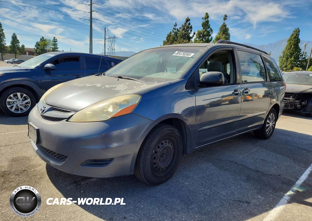 2006 Toyota Sienna Ce 8 Passenger – zdjęcie 1 z 12