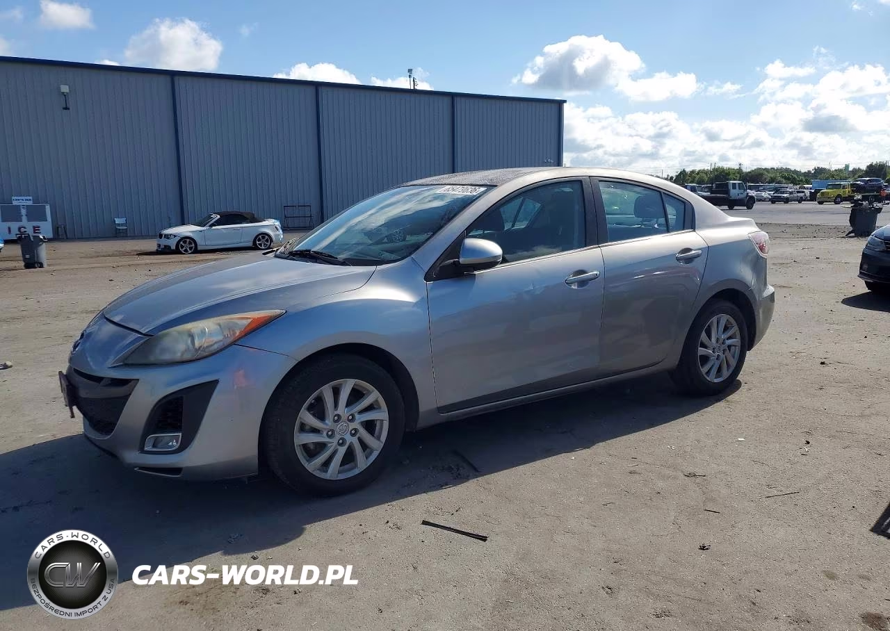 2012 Mazda 3 I