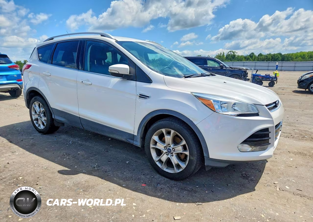 2014 Ford Escape Titanium VIN:1FMCU9J91EUE31803 - 4