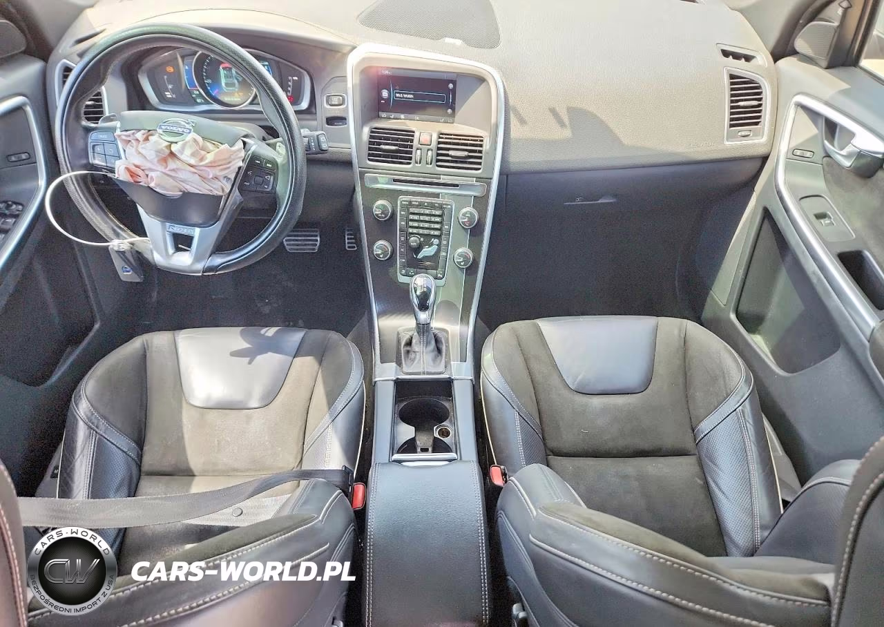 2015 Volvo Xc60 T6 R-Design Platinum VIN:YV4902RH3F2561086 - 8