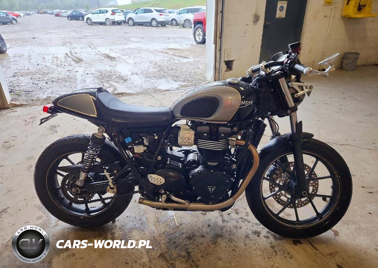 2018 Triumph Motorcycle Street Cup – zdjęcie 1 z 9