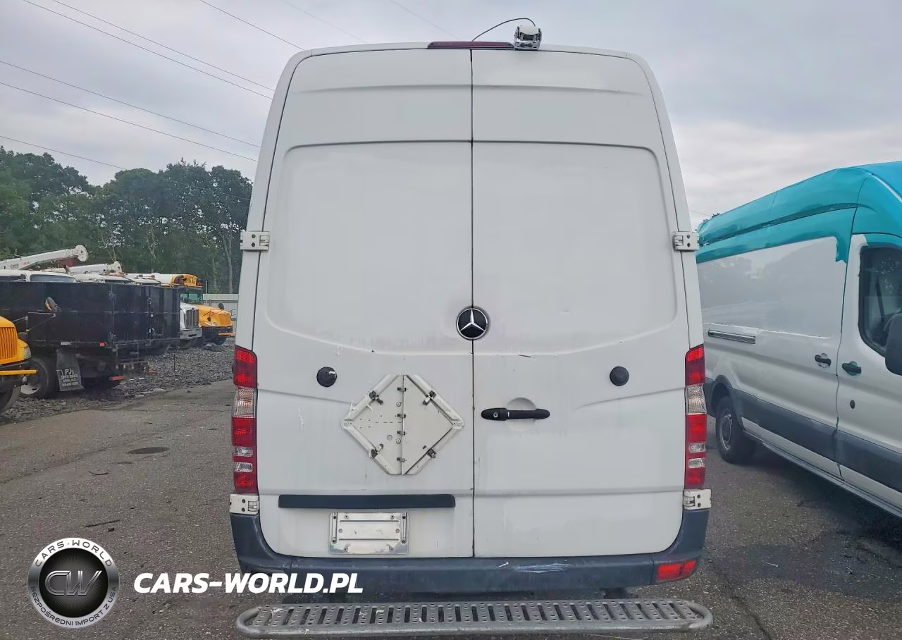 2012 Mercedes-Benz Sprinter 2500 Delivery Van VIN:WD3PE8CB6C5711313 - 6