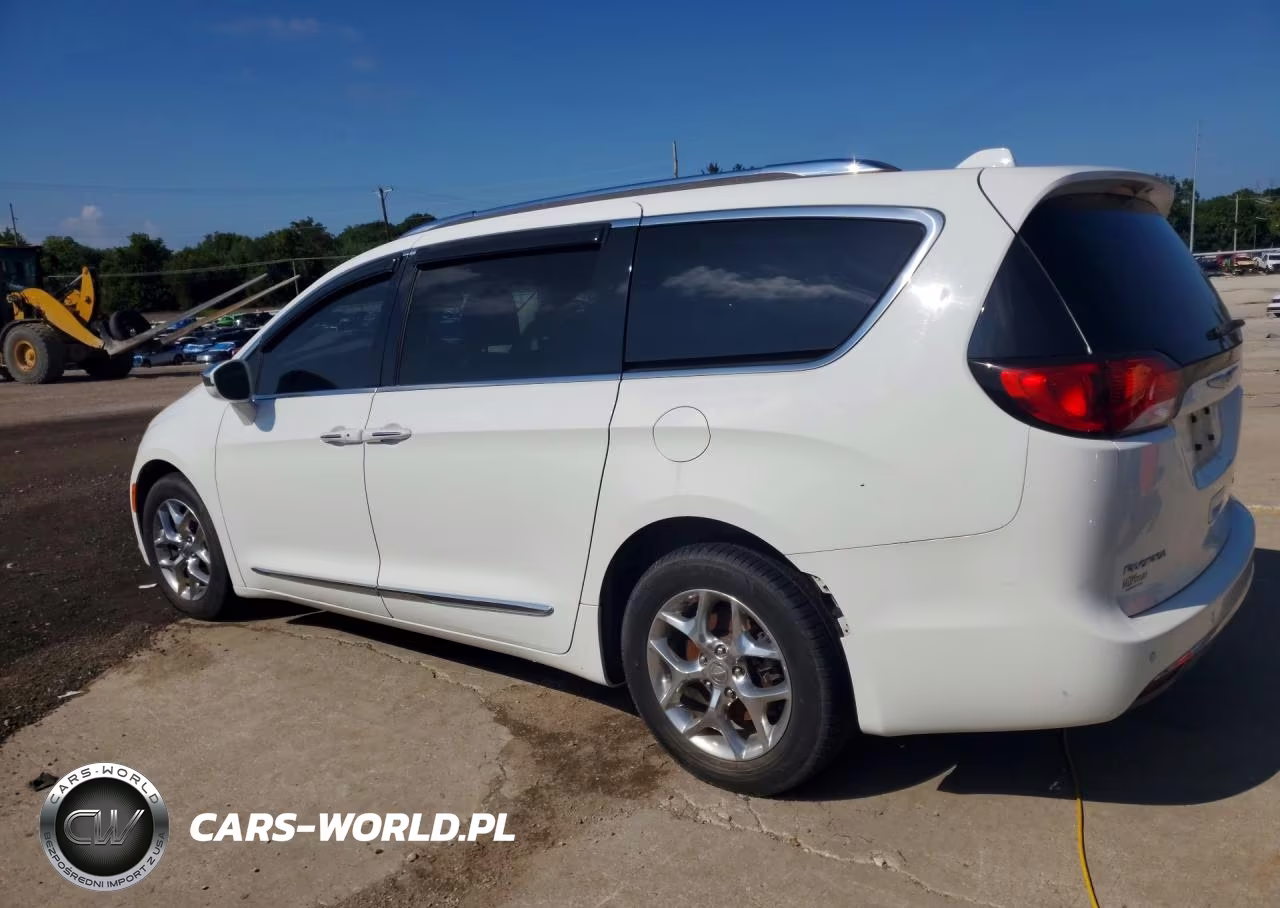 2018 Chrysler Pacifica Limited VIN:2C4RC1GG3JR185305 - 2