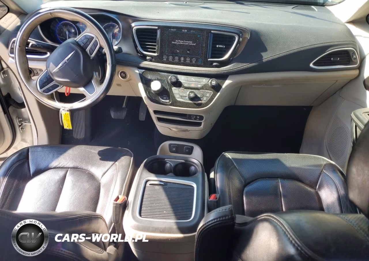 2018 Chrysler Pacifica Limited VIN:2C4RC1GG3JR185305 - 8