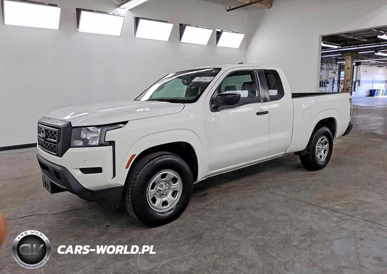 2022 Nissan Frontier S
