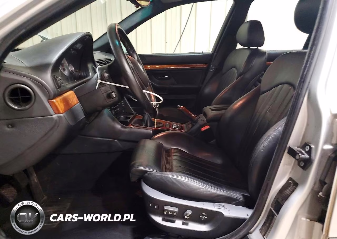 2003 BMW M5 VIN:WBSDE93463CF93920 - 7