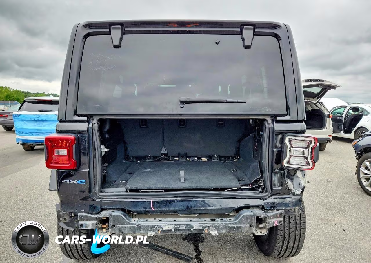 2024 Jeep Wrangler Sahara 4Xe VIN:1C4RJXP67RW208233 - 6