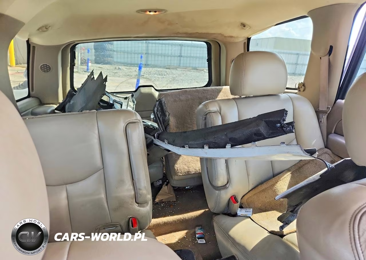2005 GMC Yukon VIN:1GKEC13T75J122286 - 10