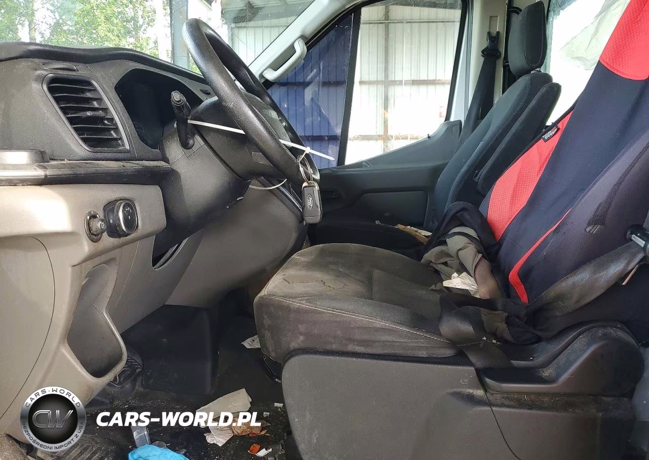 2020 Ford Transit 150 Delivery Van VIN:1FTYE1C88LKA01806 - 7