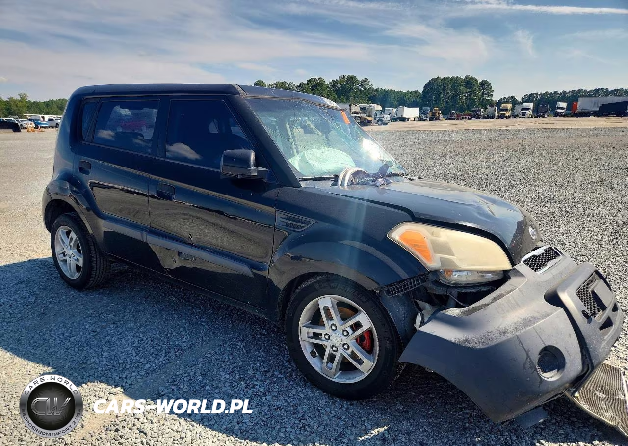 2010 Kia Soul Base VIN:KNDJT2A19A7137459 - 4