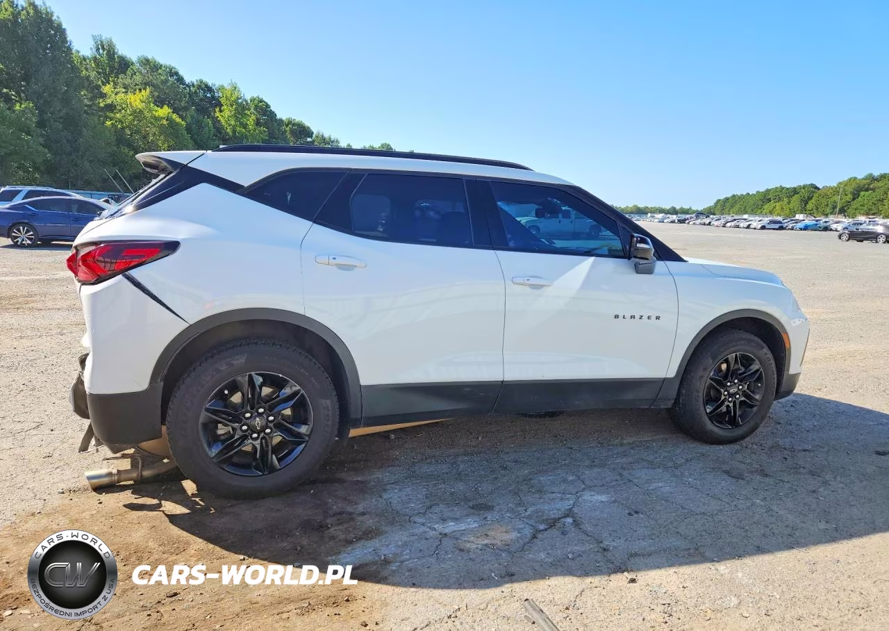 2022 Chevrolet Blazer 2Lt VIN:3GNKBCR40NS159120 - 3