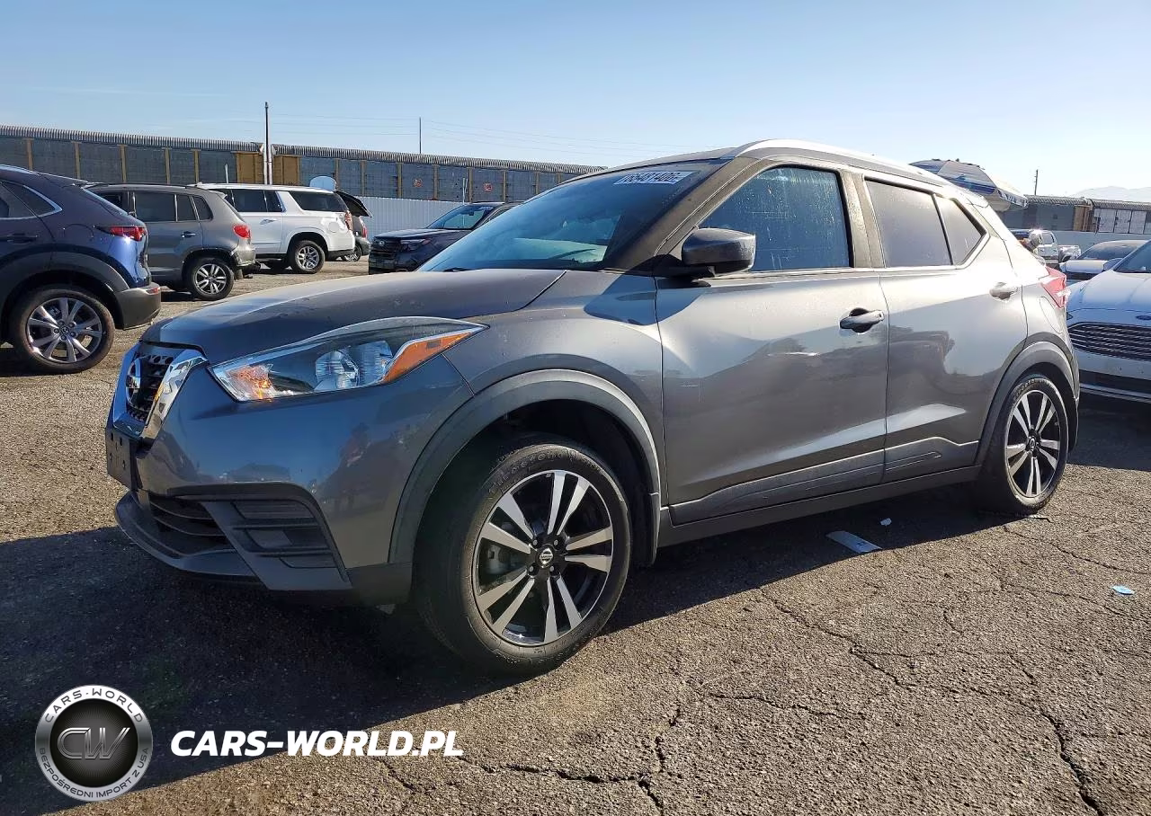 2020 Nissan Kicks Sv VIN:3N1CP5CV2LL554146 - 1