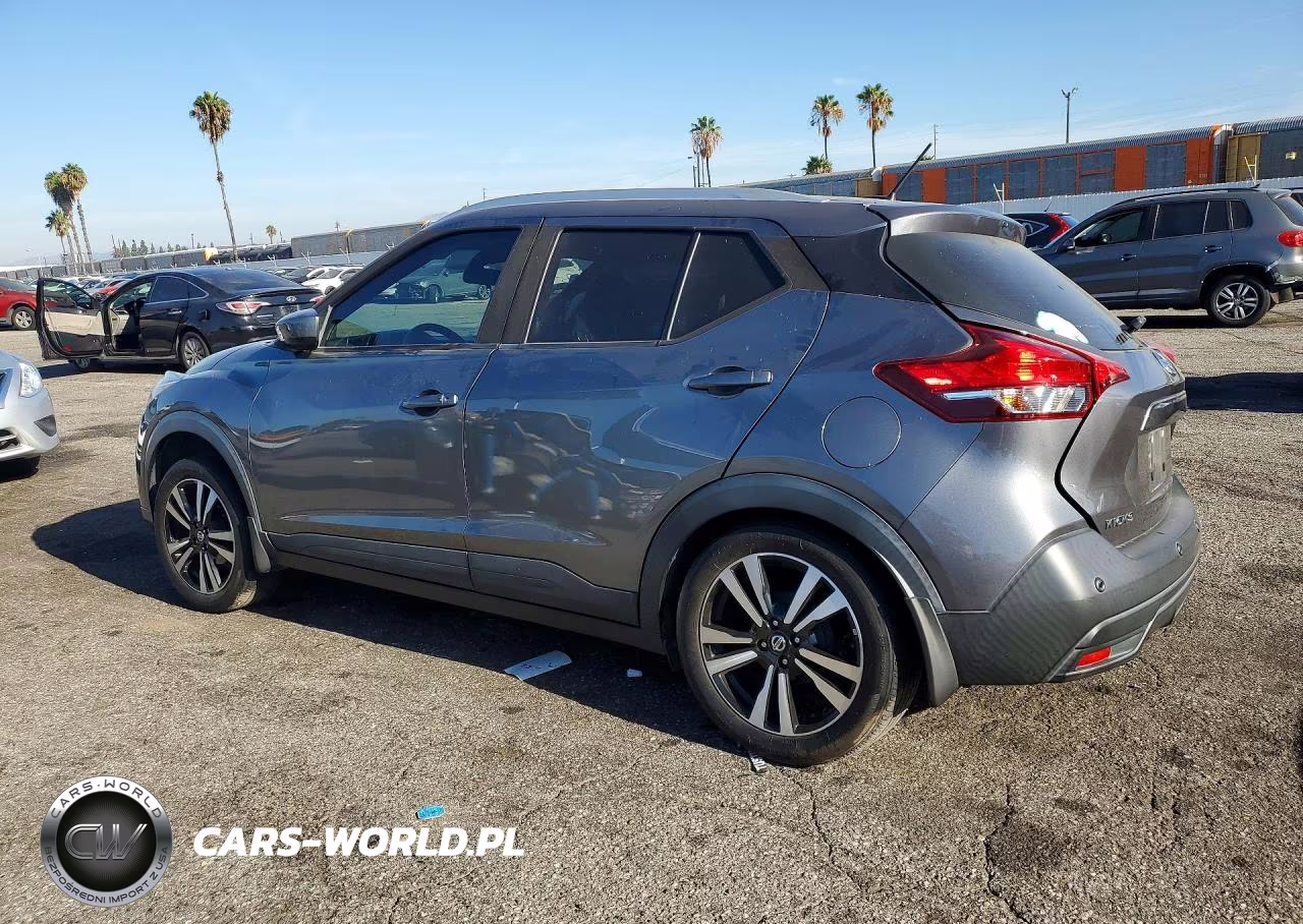 2020 Nissan Kicks Sv VIN:3N1CP5CV2LL554146 - 2
