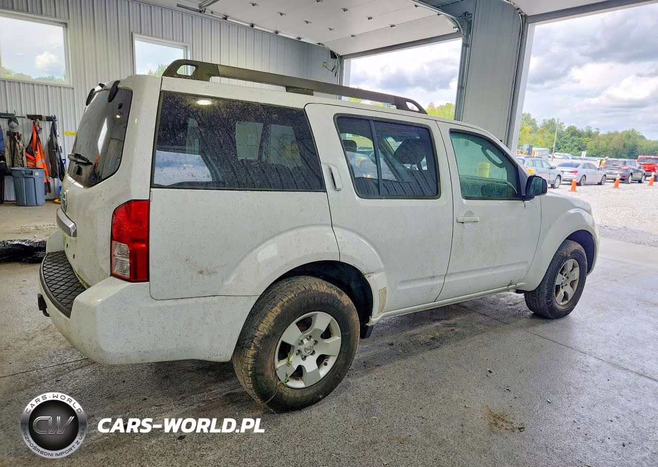 2011 Nissan Pathfinder S VIN:5N1AR1NB8BC630601 - 3