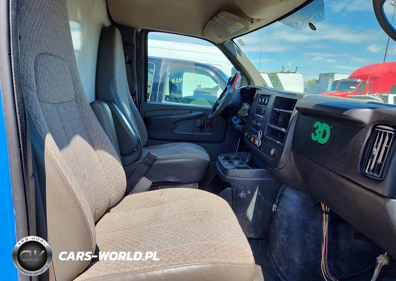 2014 Chevrolet Express Box Truck VIN:1GB0G2CA5E1131412 - 11