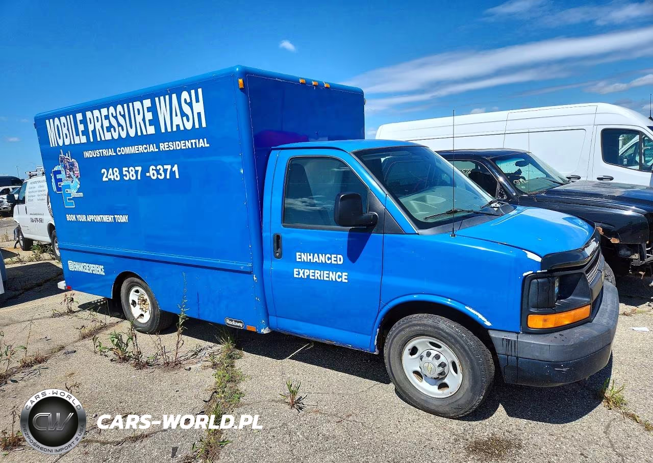 2014 Chevrolet Express Box Truck VIN:1GB0G2CA5E1131412 - 4