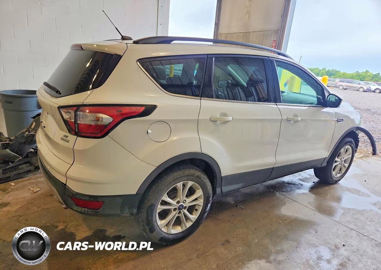 2018 Ford Escape Se VIN:1FMCU0GD4JUA58709 - 3