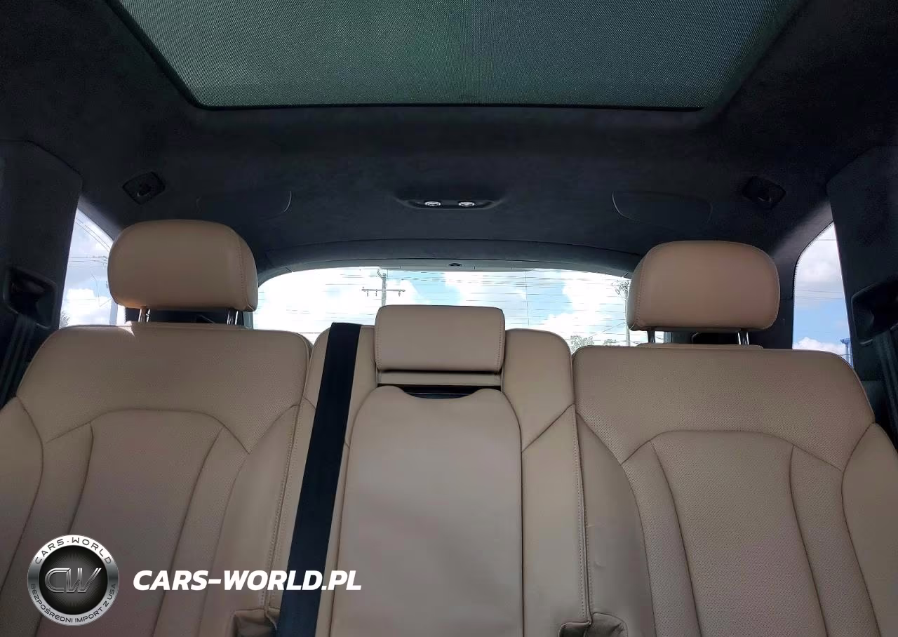 2021 Audi Q7 Prestige VIN:WA1VXAF73MD038598 - 10