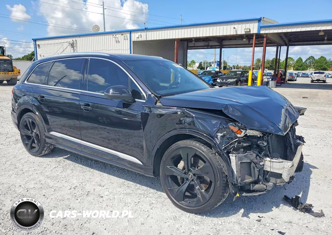 2021 Audi Q7 Prestige VIN:WA1VXAF73MD038598 - 4