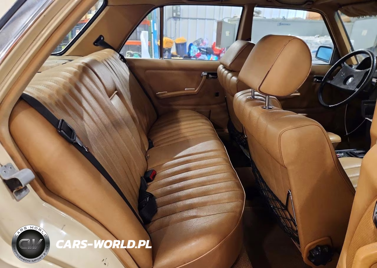 1981 Mercedes-Benz 300 D VIN:WDBAB30AXBB248299 - 10