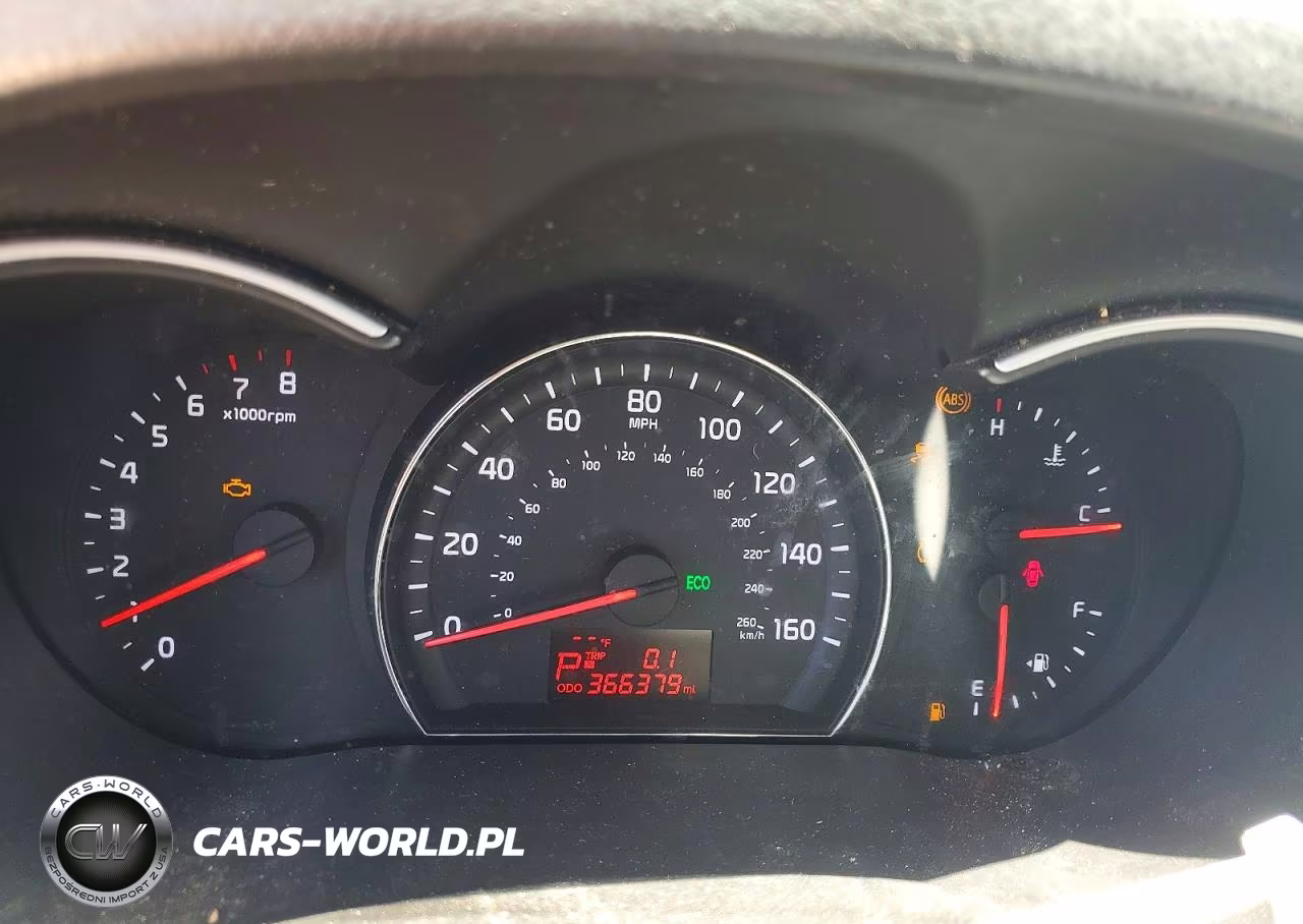 2015 Kia Sorento Lx VIN:5XYKT3A67FG660964 - 9