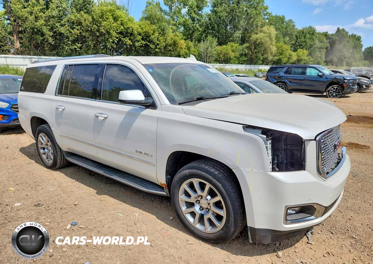 2016 GMC Yukon Xl Denali VIN:1GKS2HKJ8GR418338 - 4