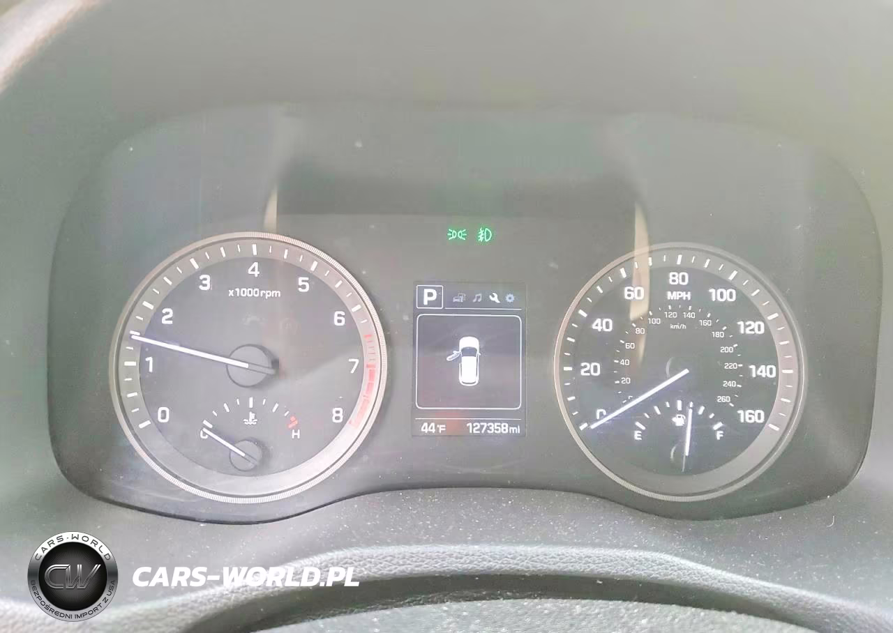 2016 Hyundai Tucson Limited VIN:KM8J33A43GU033491 - 9