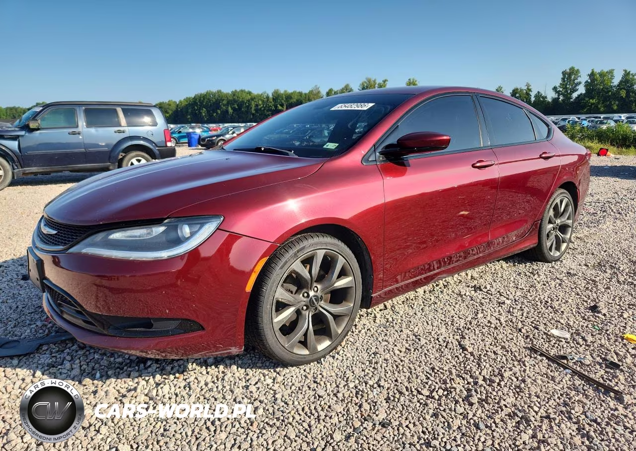 2015 Chrysler 200 S – zdjęcie 1 z 12