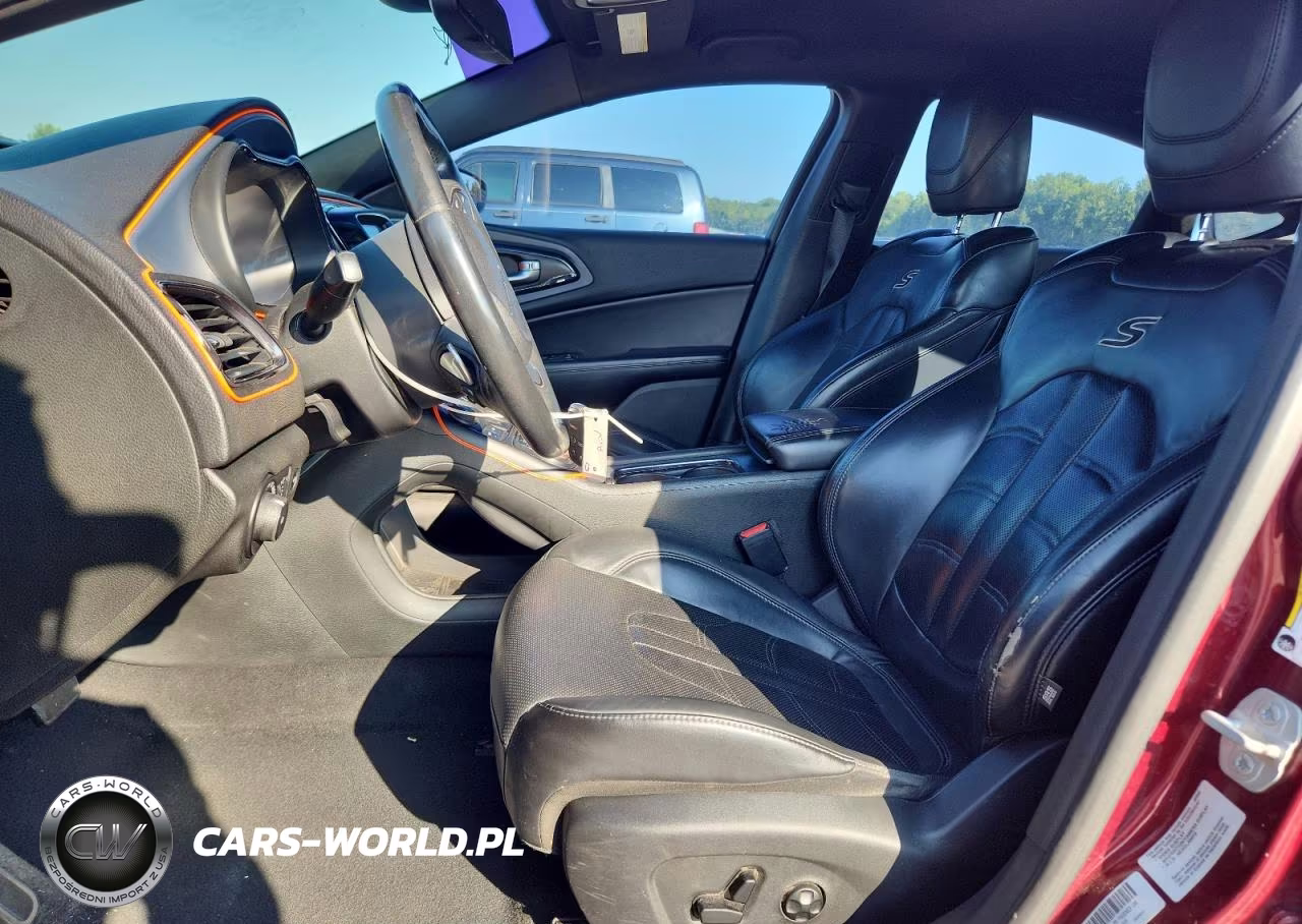 2015 Chrysler 200 S VIN:1C3CCCDG9FN673902 - 7