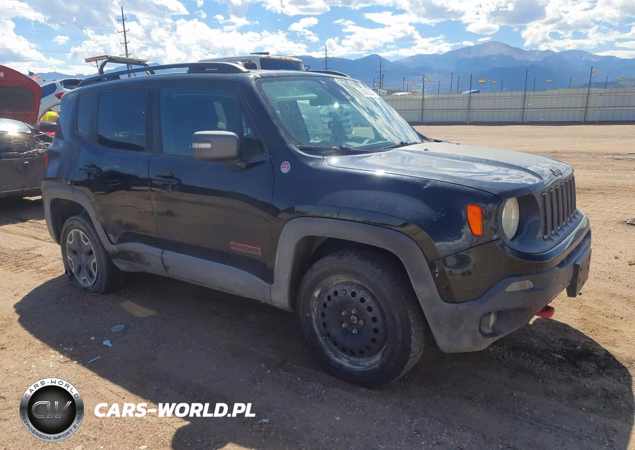 2016 Jeep Renegade Trailhawk VIN:ZACCJBCTXGPD54737 - 4