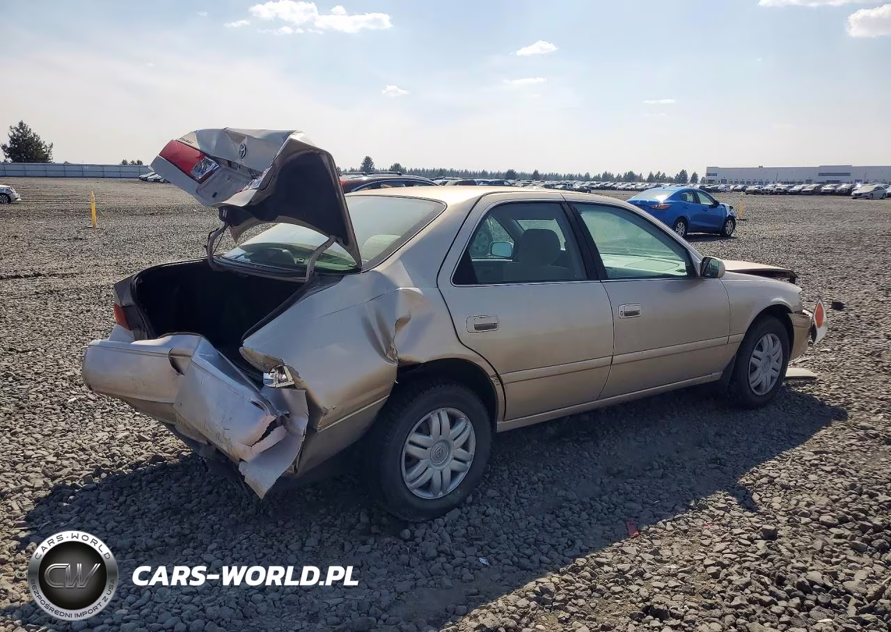 2000 Toyota Camry Le VIN:JT2BG22K8Y0411956 - 3