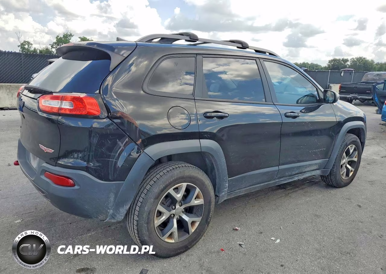 2017 Jeep Cherokee Trailhawk VIN:1C4PJMBS8HW589230 - 3