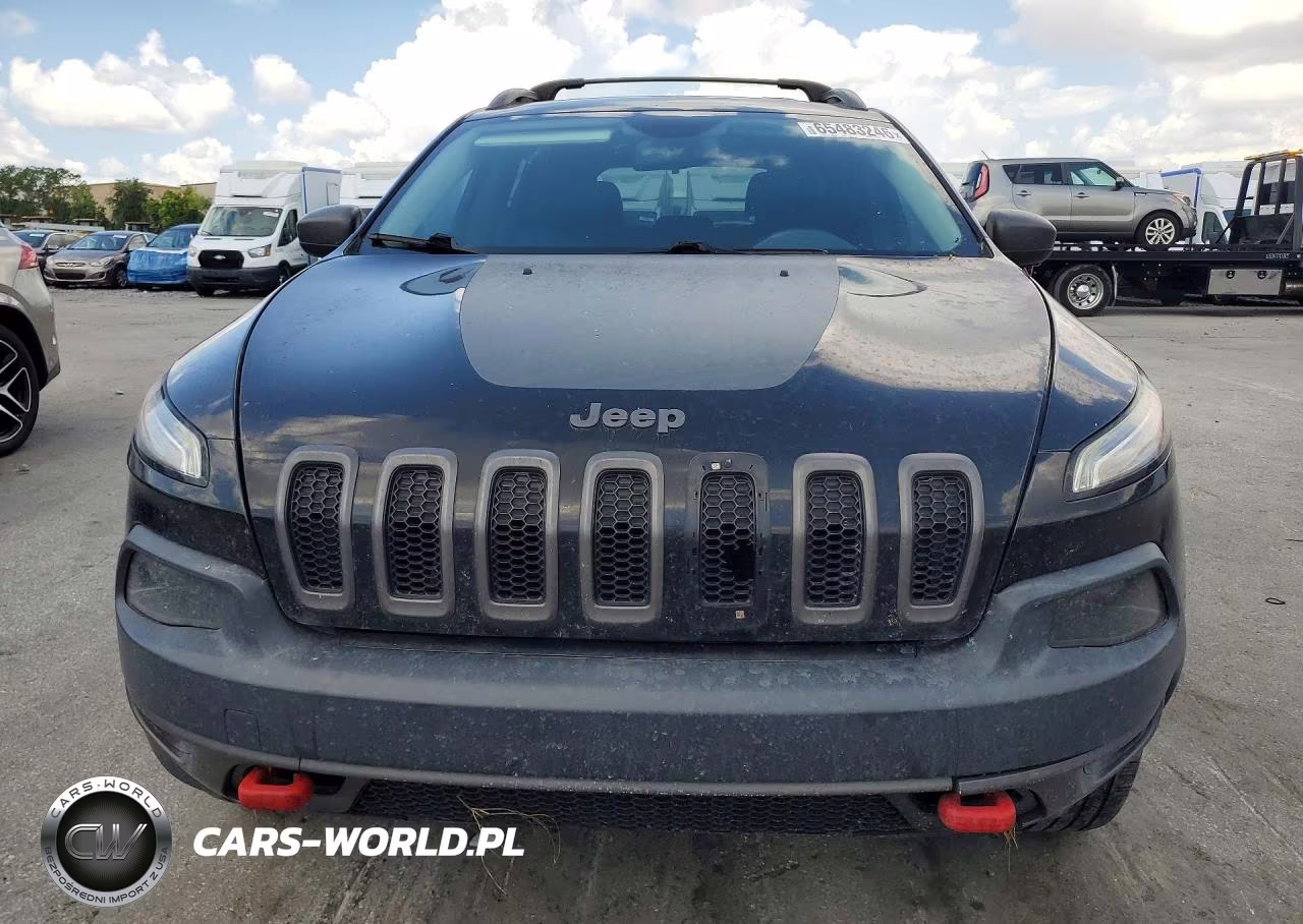 2017 Jeep Cherokee Trailhawk VIN:1C4PJMBS8HW589230 - 5