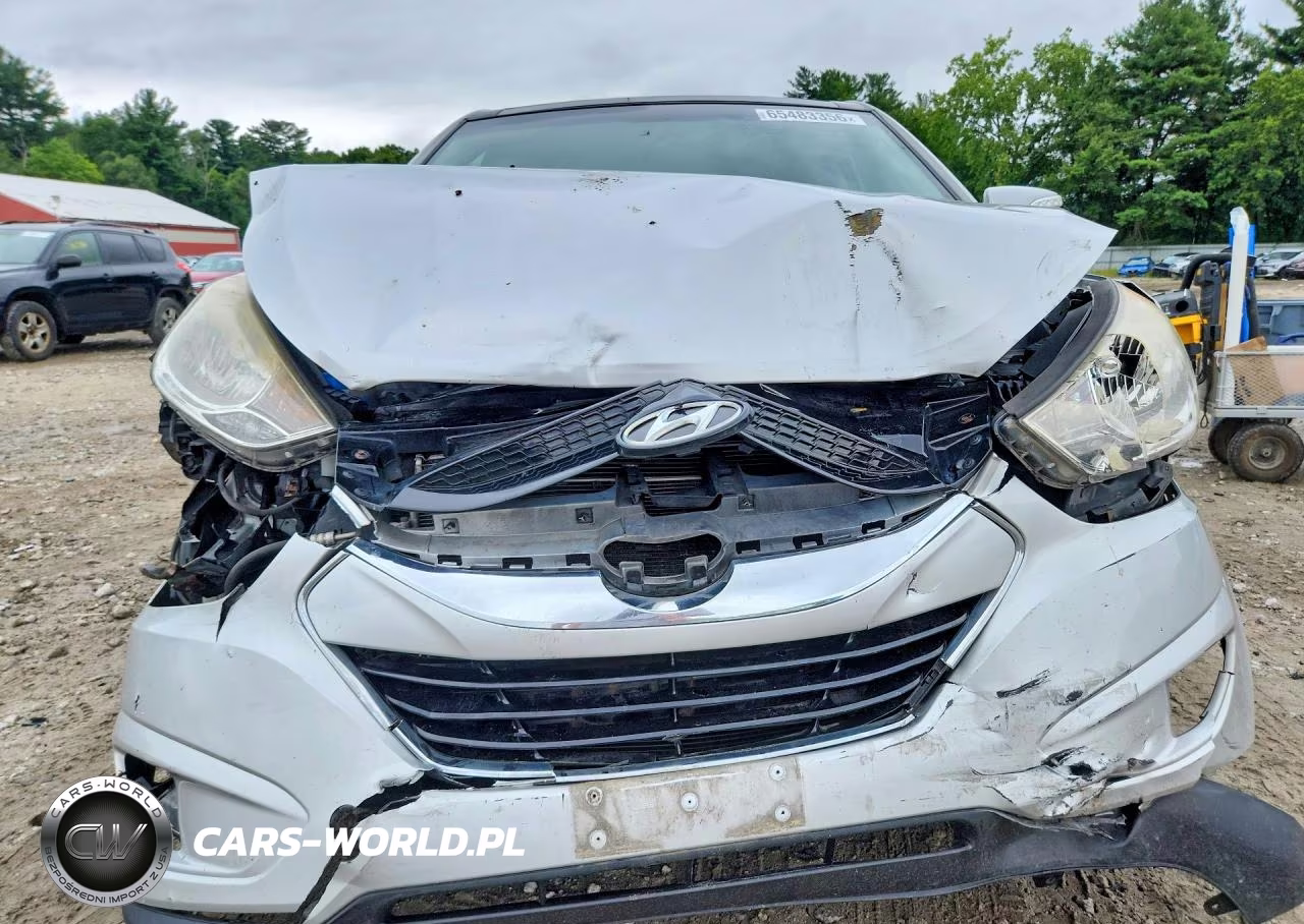 2013 Hyundai Tucson Limited VIN:KM8JUCACXDU610971 - 5