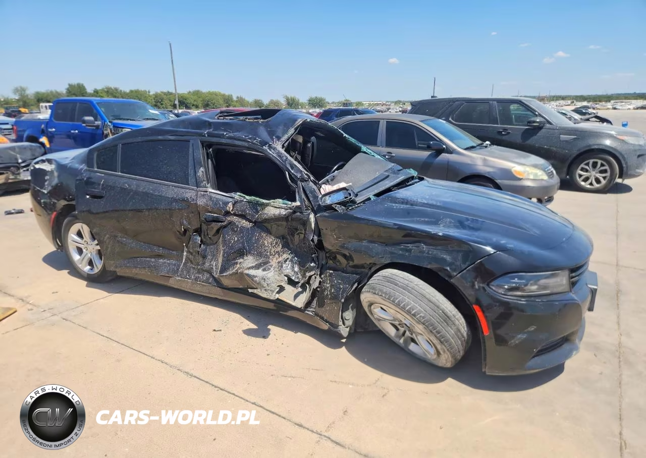 2020 Dodge Charger VIN:2C3CDXBG1LH106904 - 4