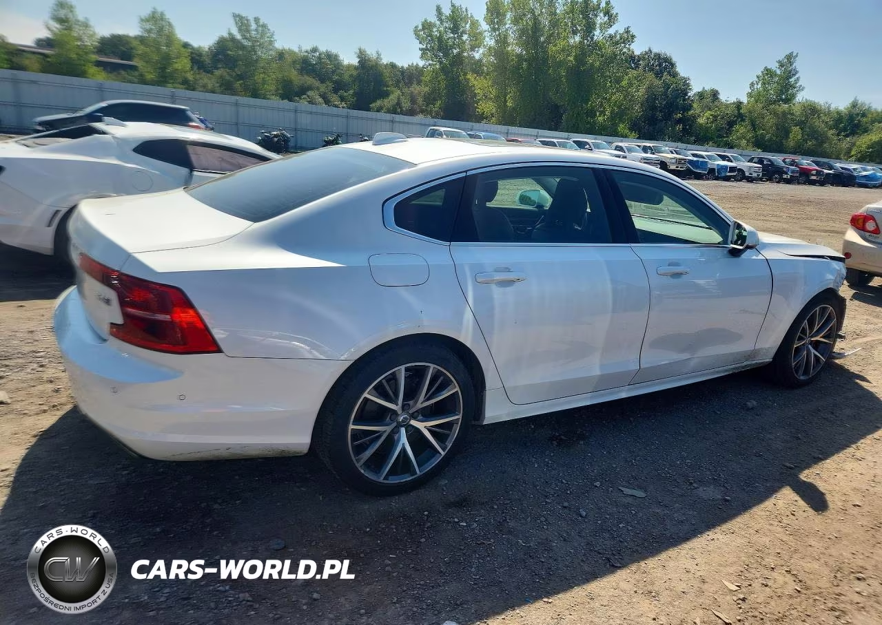 2019 Volvo S90 T6 Momentum VIN:LVYA22MK8KP082651 - 3