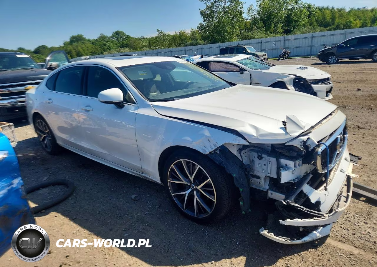 2019 Volvo S90 T6 Momentum VIN:LVYA22MK8KP082651 - 4