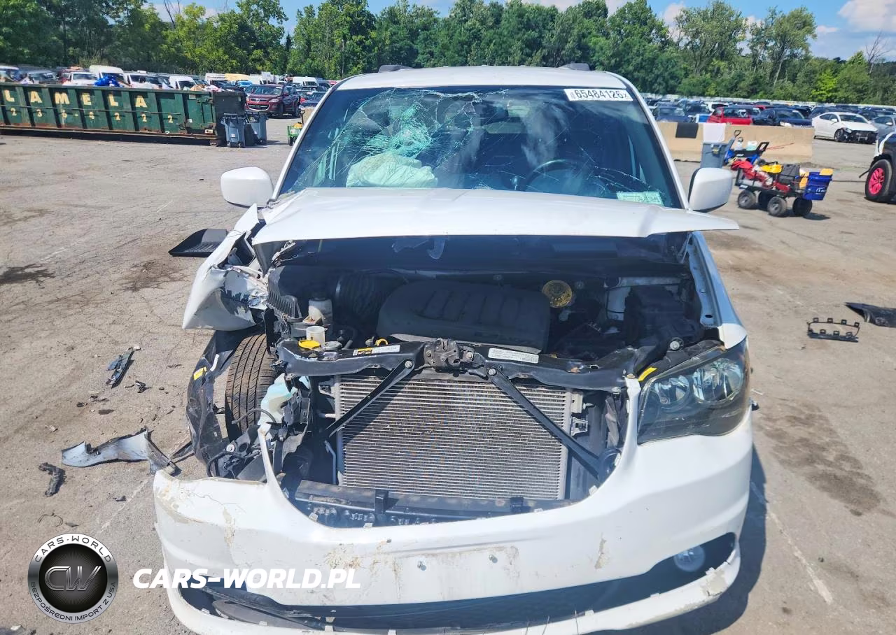 2019 Dodge Grand Caravan Gt VIN:2C4RDGEG1KR600495 - 5